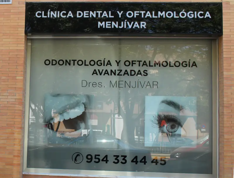 Fachada Clínica dental Menjívar